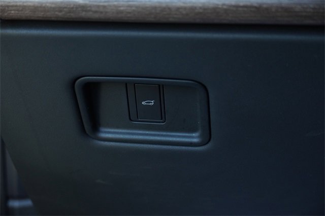 Used 2023 Land Rover Range Rover SE image 22