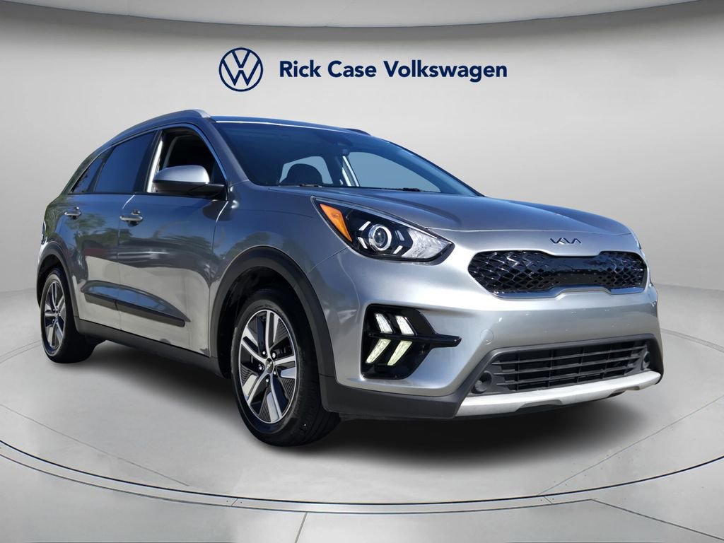 Used 2022 Kia Niro LXS image 8