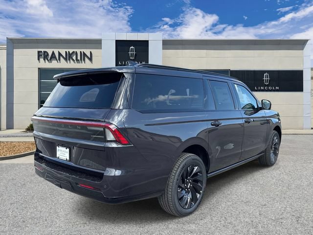 New 2026 Lincoln Navigator L Reserve w/ Jet Appearance Package AWD/4WD image 7
