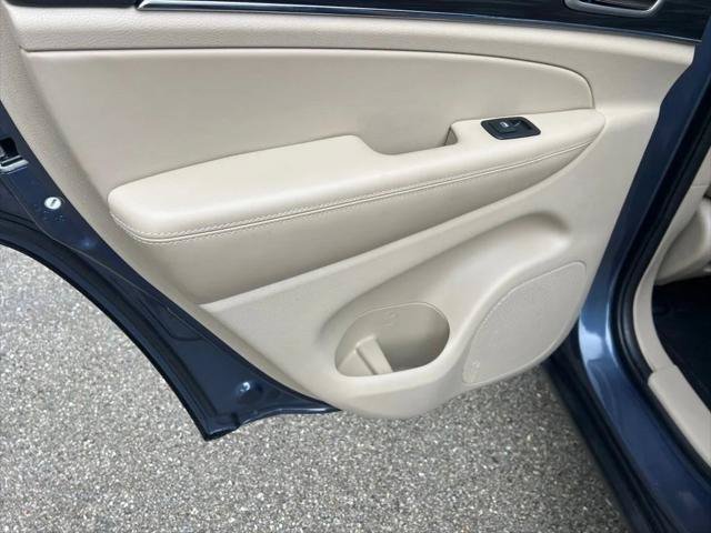 Certified 2019 Jeep Grand Cherokee Limited RWD image 27