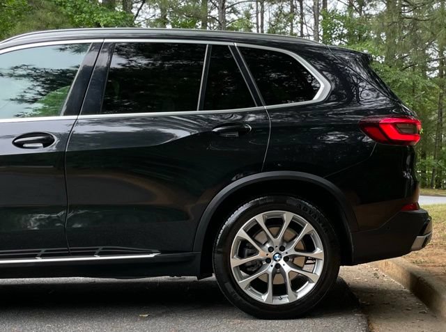 Used 2022 BMW X5 sDrive40i w/ Premium Package RWD image 5