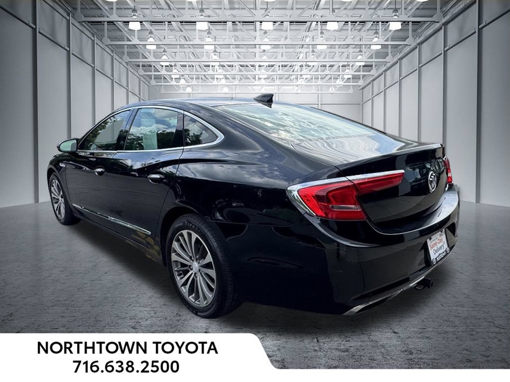 Used 2019 Buick LaCrosse Essence w/ Sun and Shade Package AWD/4WD image 4