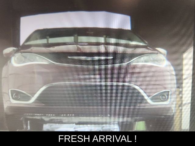 Used 2019 Chrysler Pacifica Limited FWD image 9