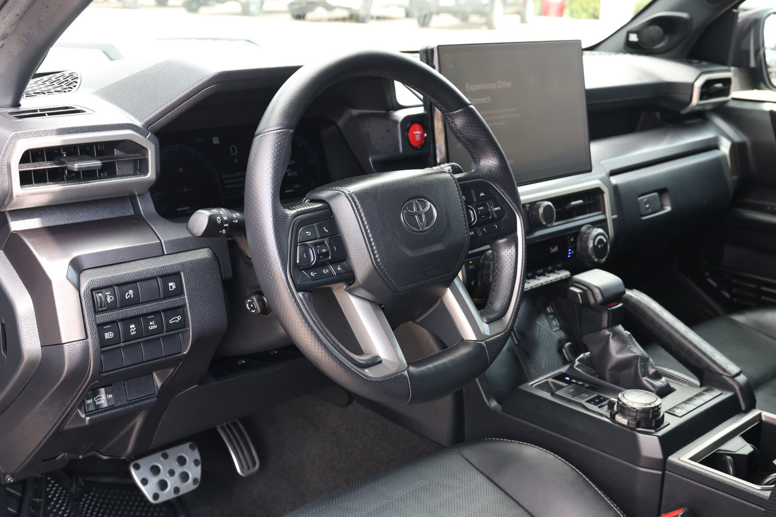 Used 2025 Toyota 4Runner TRD Sport Premium w/ Tow Technology Package AWD/4WD image 14