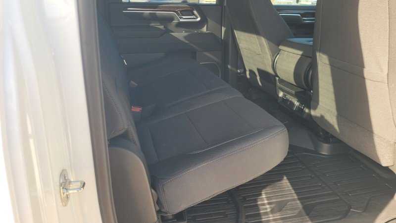 New 2026 GMC Sierra 2500 SLE w/ SLE Value Package; image 21