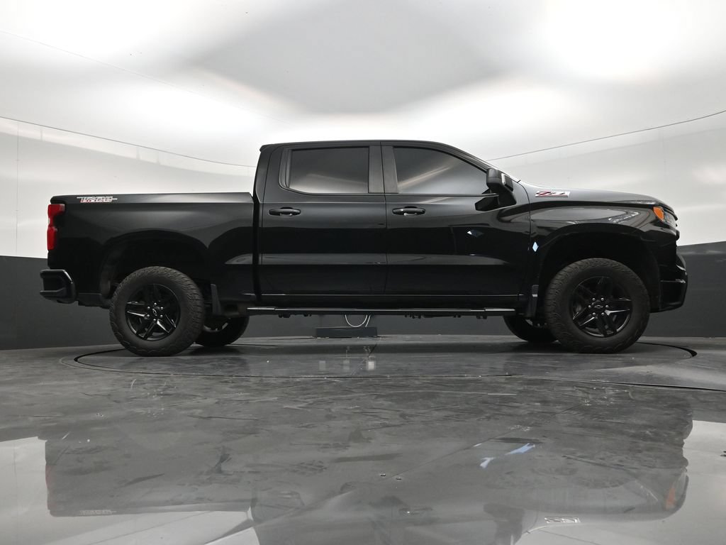 Used 2024 Chevrolet Silverado 1500 LT Trail Boss w/ Convenience Package II AWD/4WD image 22