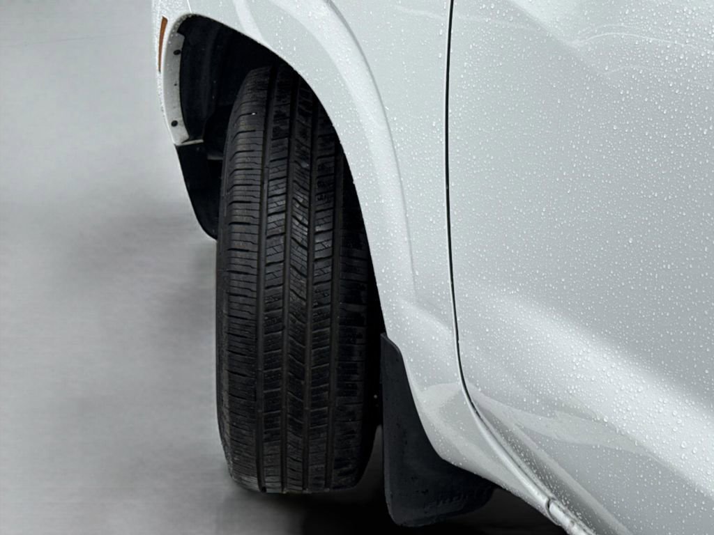 Certified 2024 Nissan Frontier S image 45