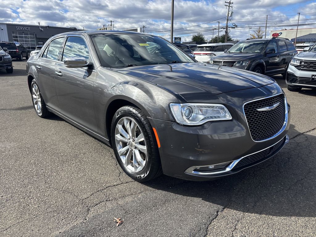 Used 2018 Chrysler 300 Limited w/ Safetytec Plus Group image 7
