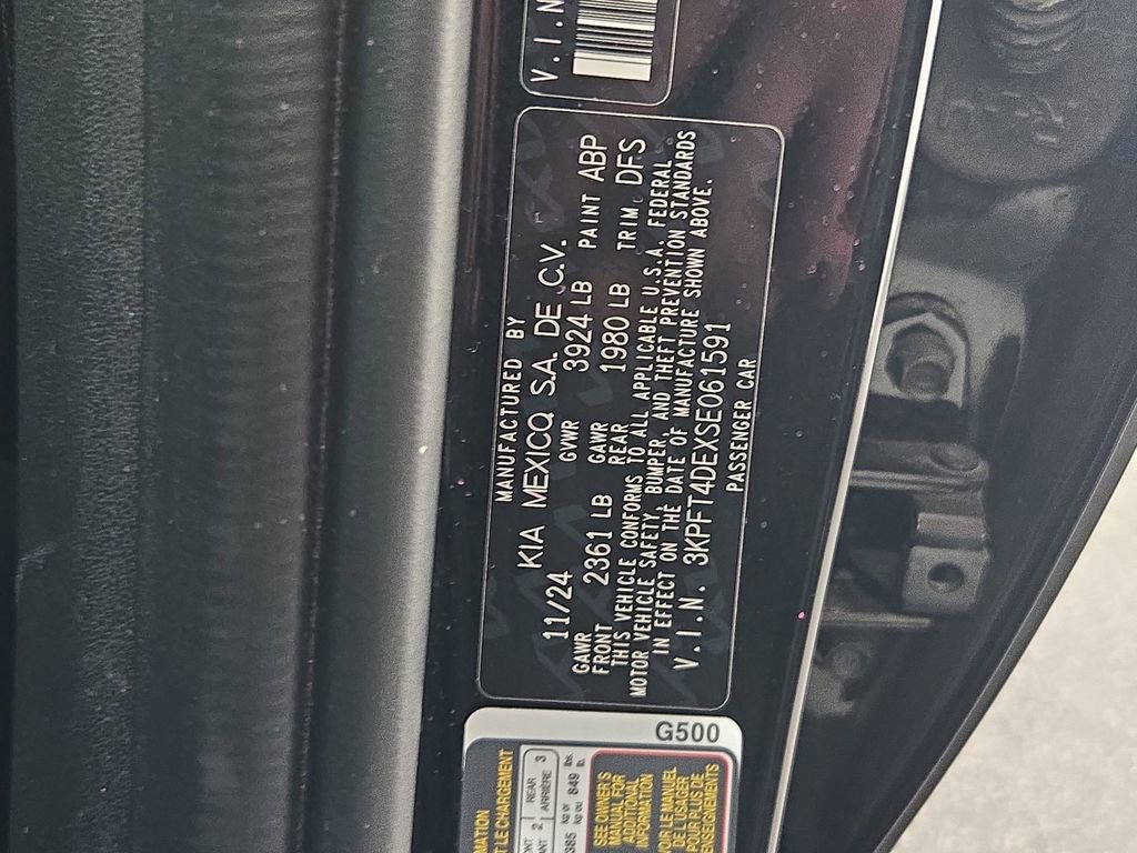 Used 2025 Kia K4 LXS image 38