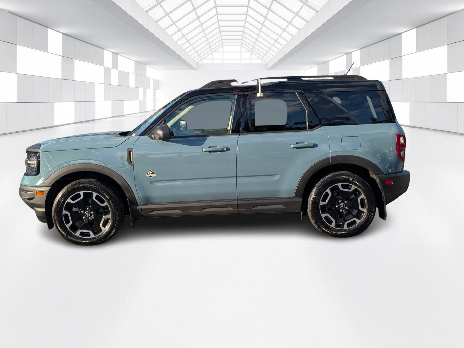 Used 2021 Ford Bronco Sport Outer Banks w/ Outer Banks Package AWD/4WD image 4