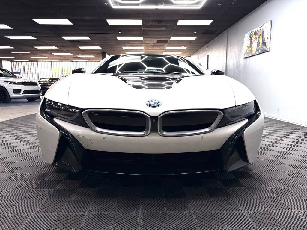 Used 2015 BMW i8 AWD/4WD image 3