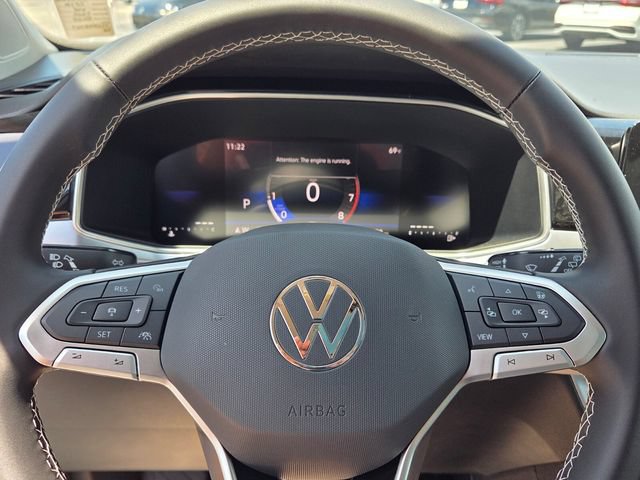 New 2026 Volkswagen Taos SE FWD image 23