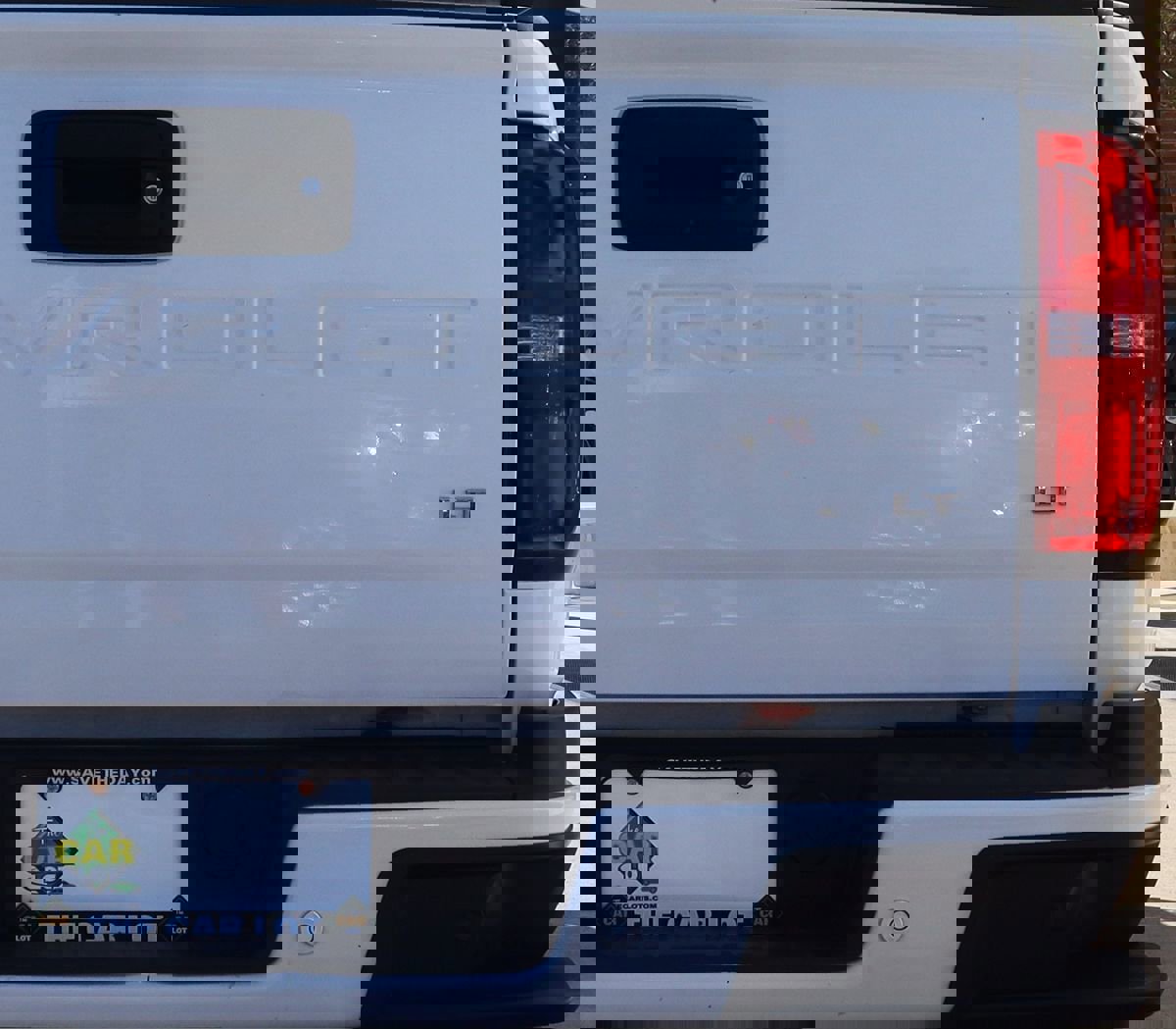 Used 2022 Chevrolet Colorado LT w/ Fleet Safety Package image 20