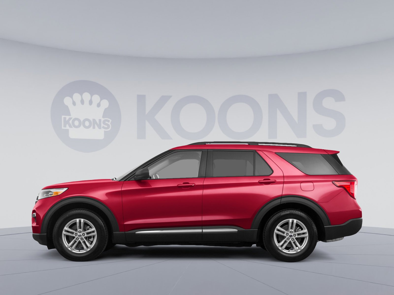 Used 2020 Ford Explorer XLT w/ Equipment Group 202A image 2