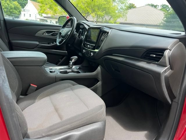 Used 2023 Chevrolet Traverse LT AWD/4WD image 23
