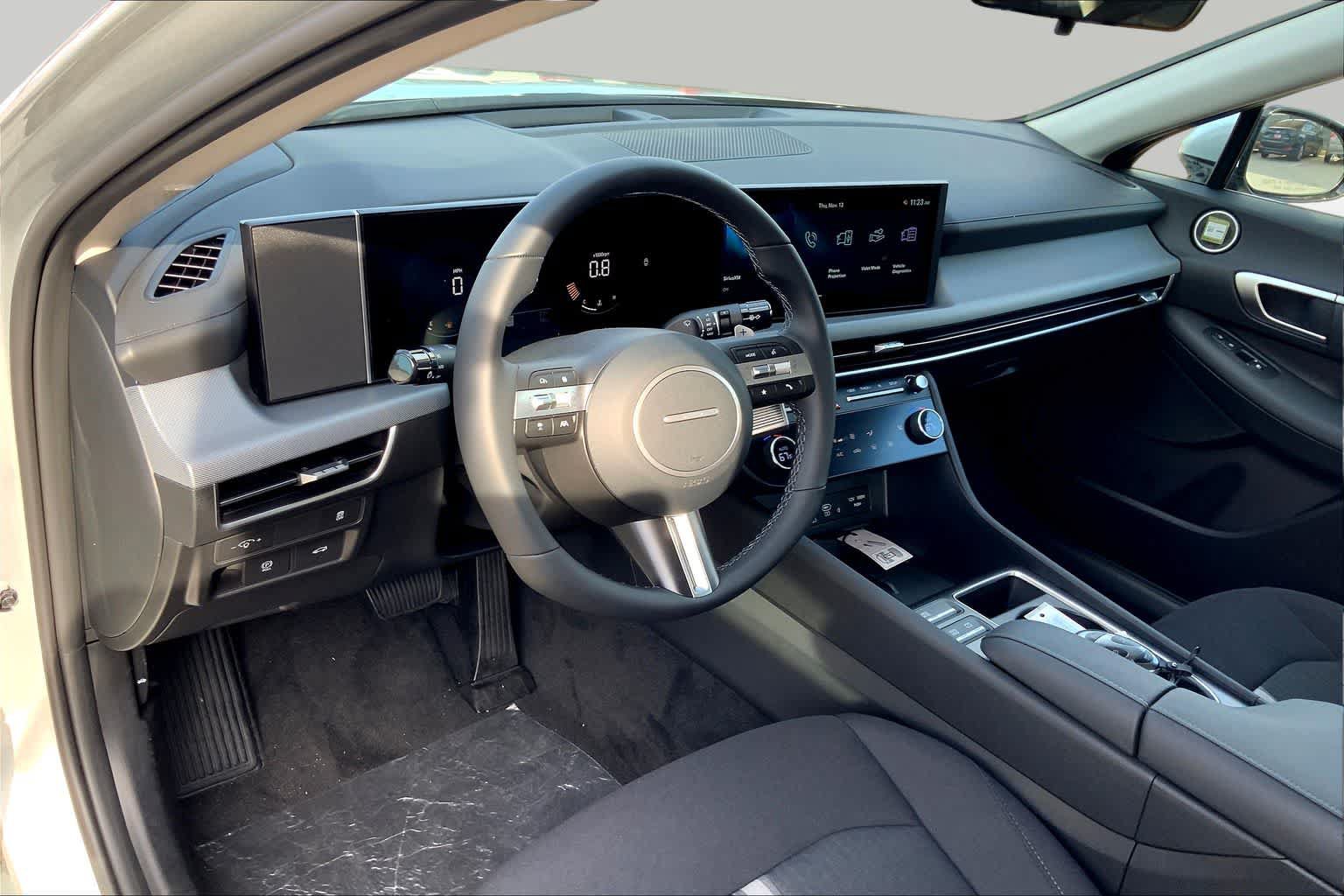 New 2026 Hyundai Sonata SEL FWD image 9