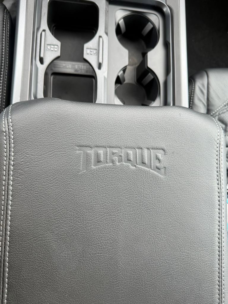 New 2026 Ford F250 Lariat w/ Black Appearance Package image 35