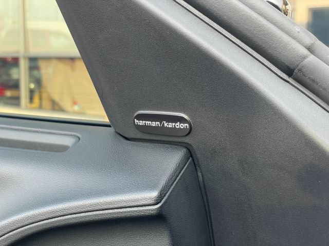 Used 2022 Dodge Charger SRT Hellcat w/ Harman/Kardon Audio Group RWD image 21