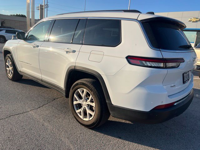Used 2023 Jeep Grand Cherokee L Limited AWD/4WD image 4