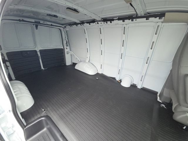 New 2026 Chevrolet Express 2500 w/ Driver Convenience Package RWD image 20