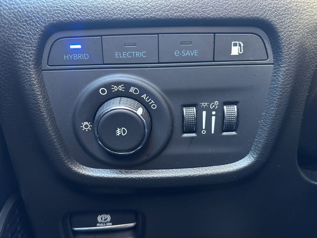 Used 2022 Jeep Grand Cherokee Limited 4xe w/ Luxury Tech Group II image 30