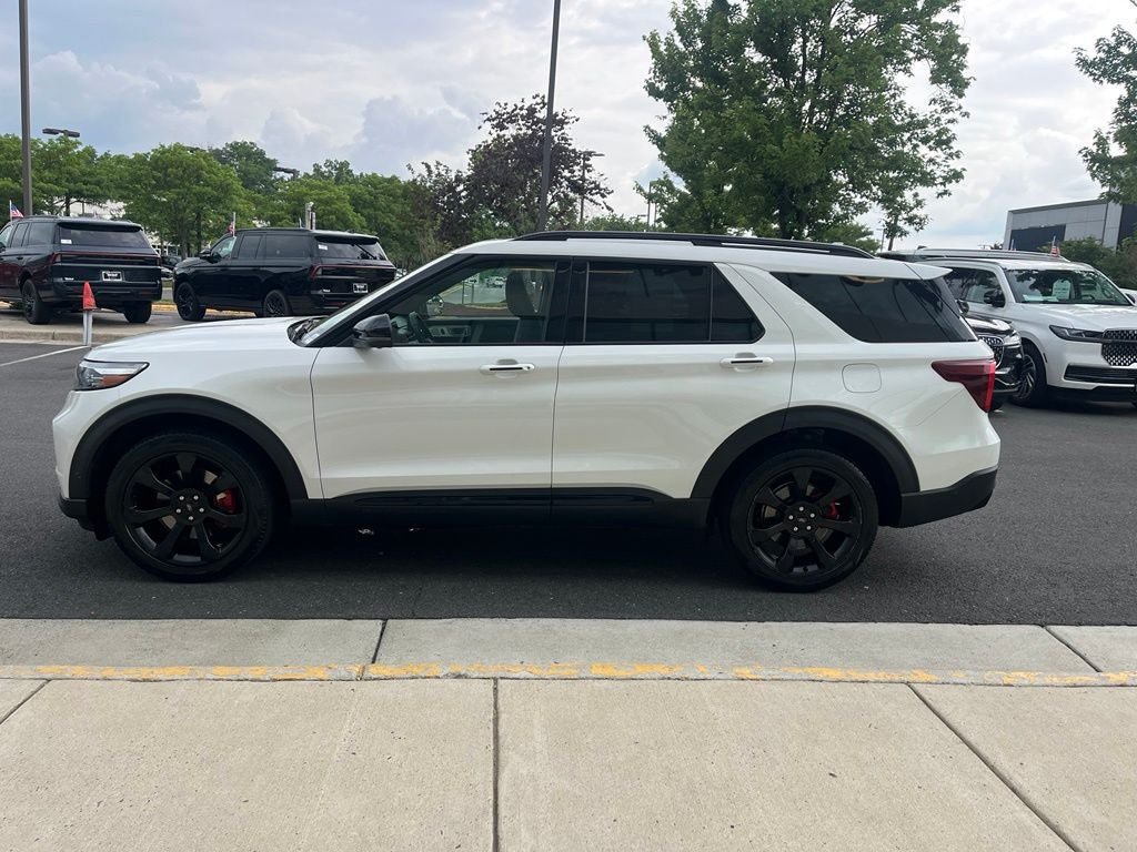 Used 2022 Ford Explorer ST w/ Equipment Group 401A AWD/4WD image 5