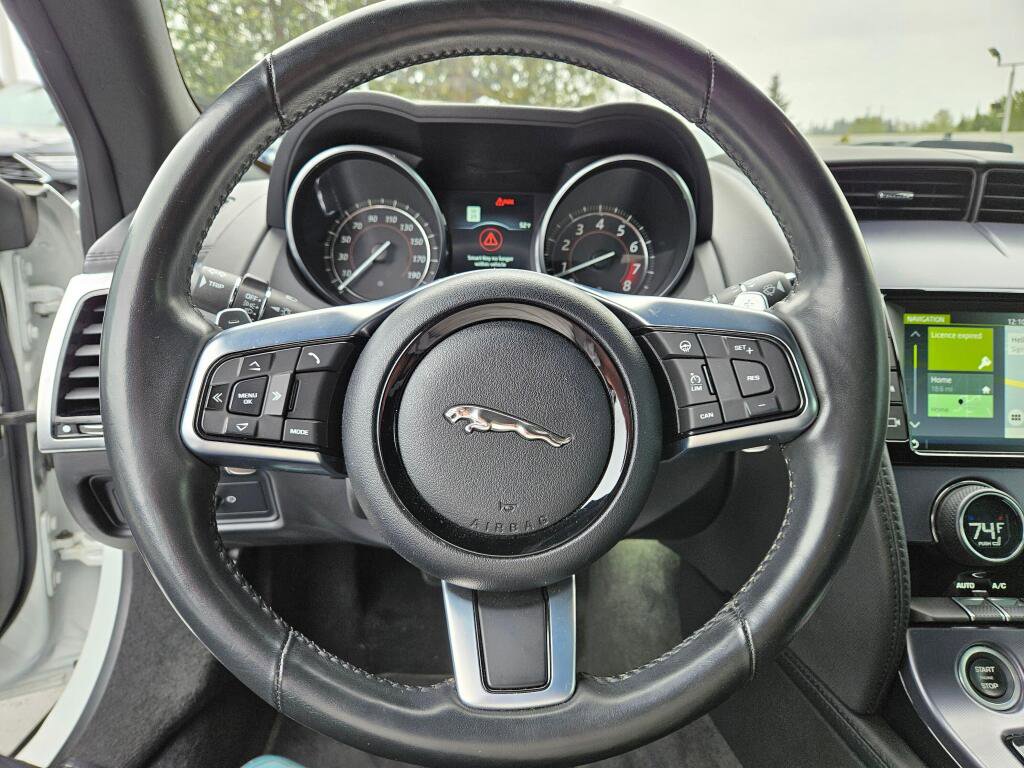 Used 2018 Jaguar F-TYPE Convertible RWD image 22