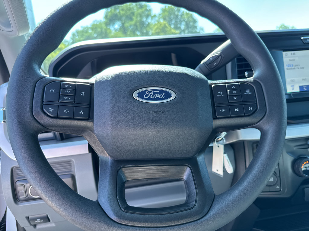 New 2026 Ford F250 XL w/ FX4 Off-Road Package AWD/4WD image 22