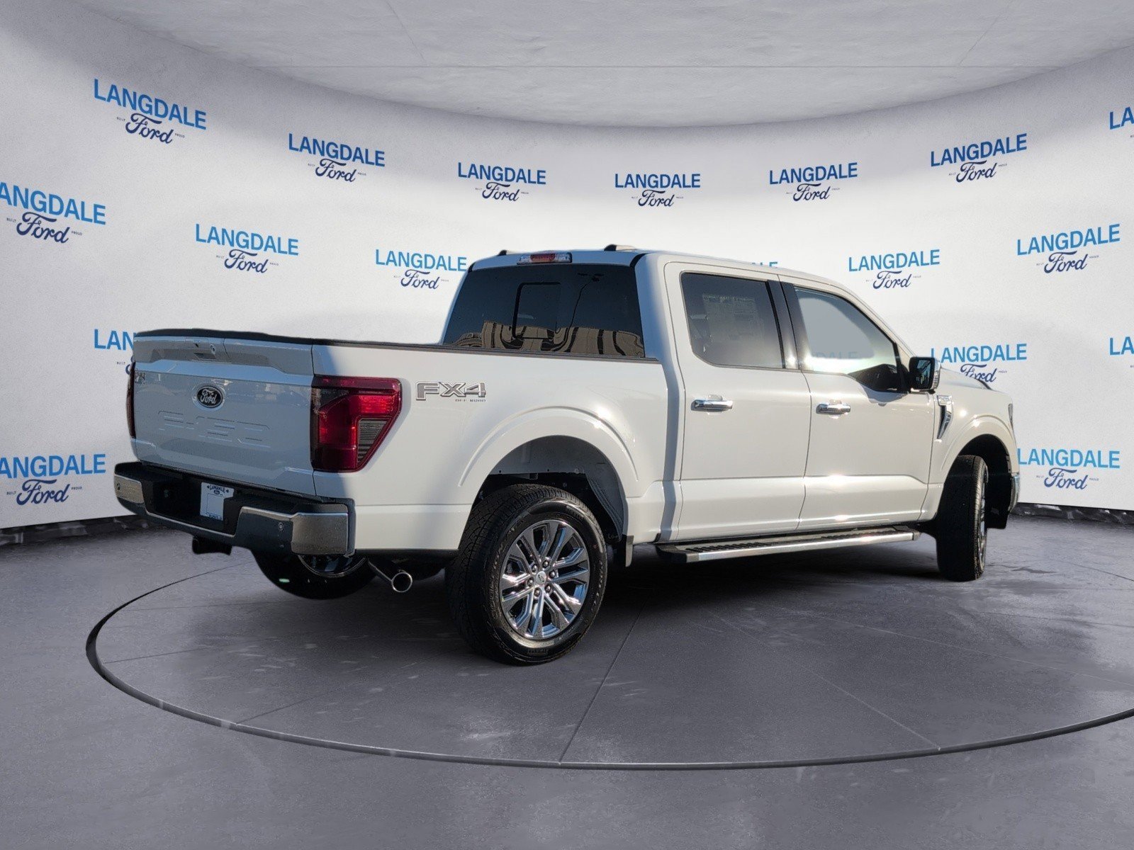 New 2026 Ford F150 XLT w/ Equipment Group 302A MID image 4