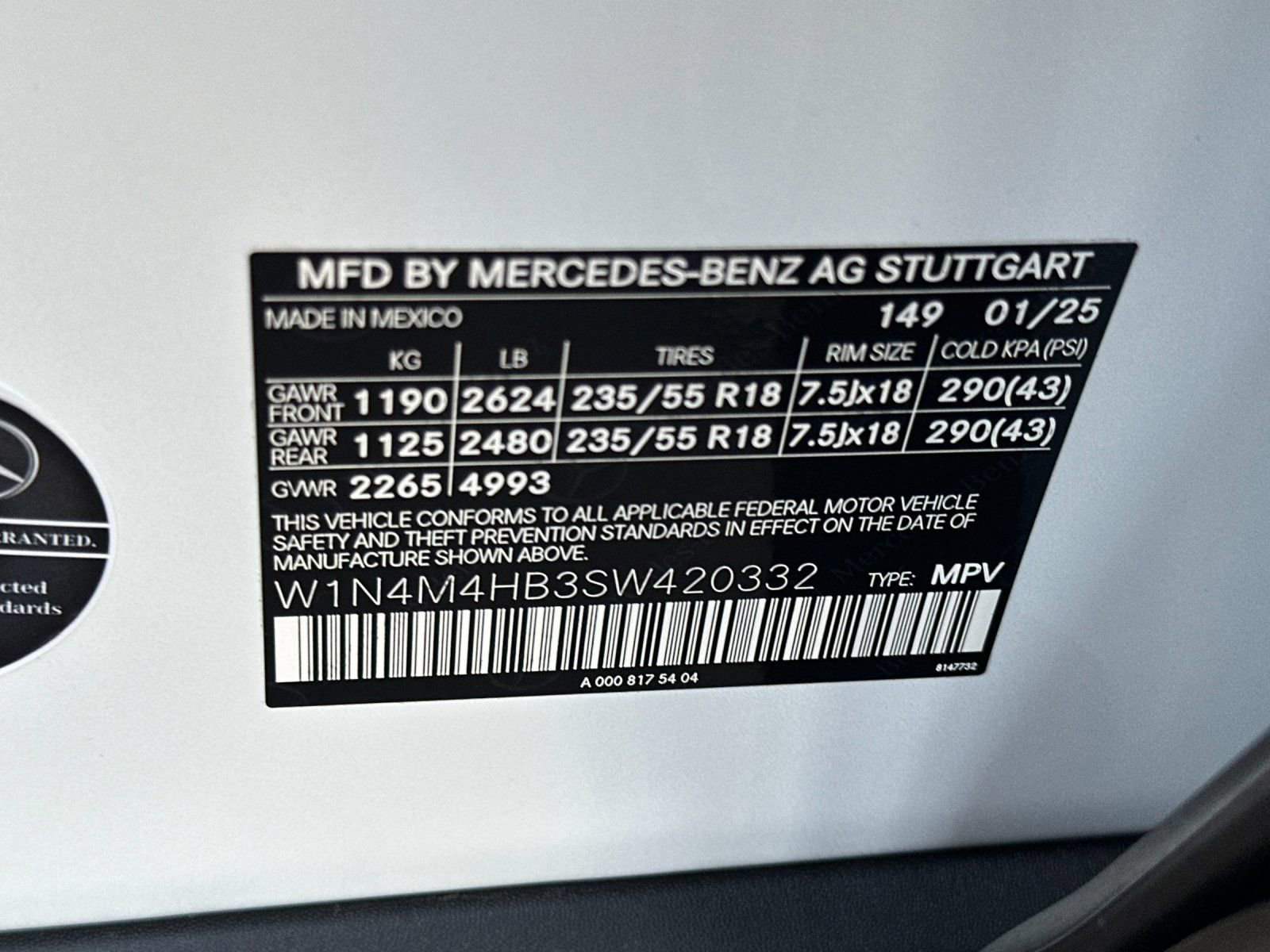 Certified 2025 Mercedes-Benz GLB 250 4MATIC image 27