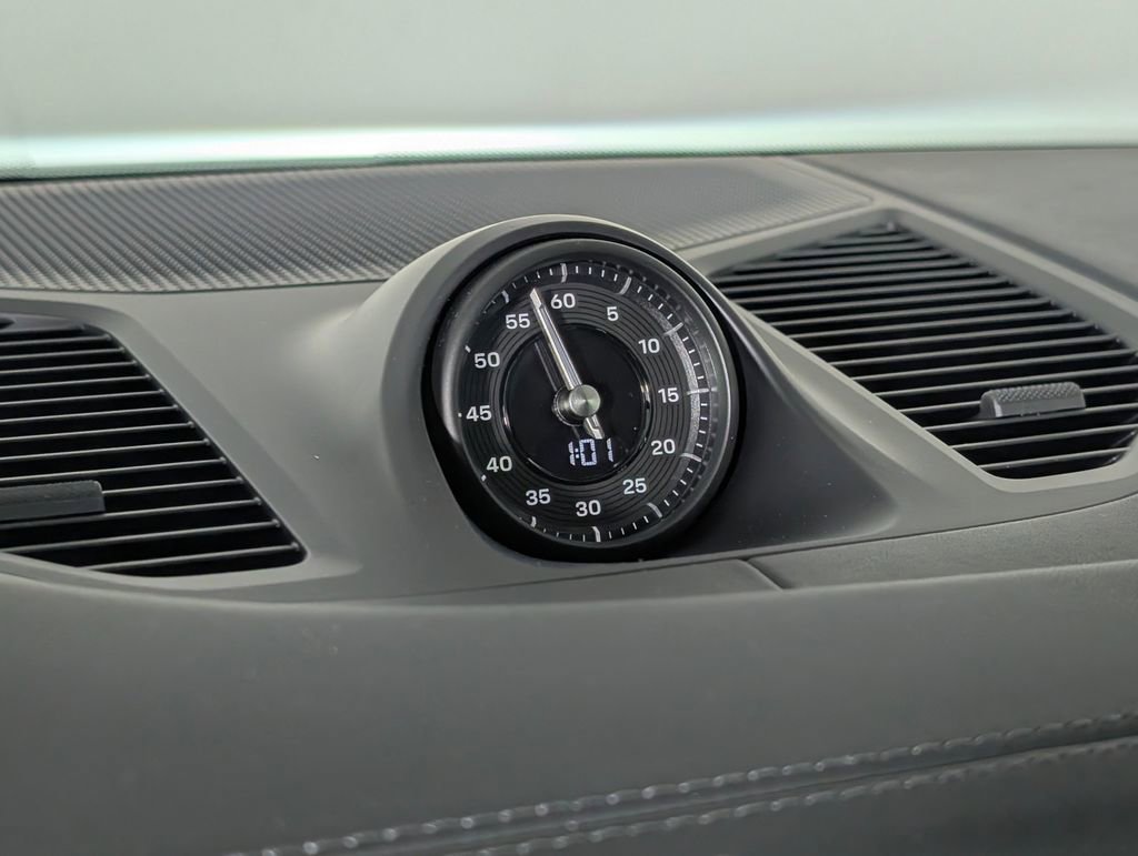 New 2026 Porsche Cayenne GTS image 31