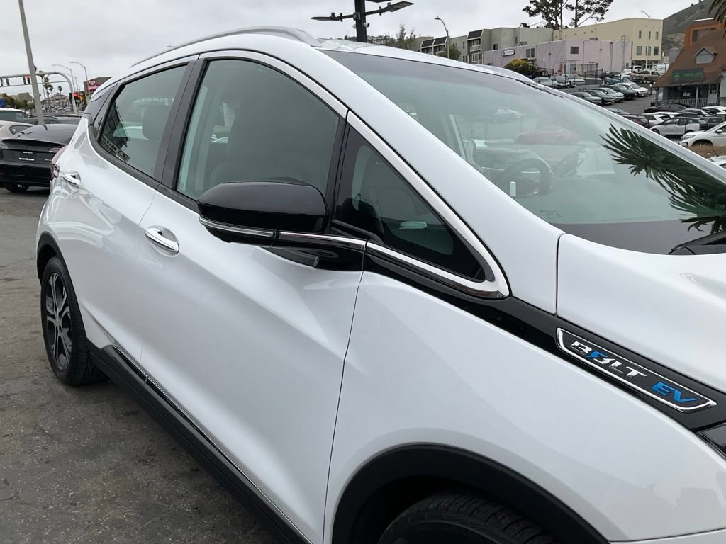 Used 2017 Chevrolet Bolt Premier FWD image 71