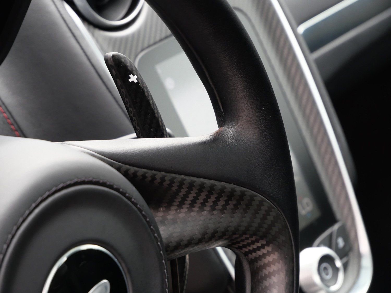 Used 2022 McLaren GT image 12