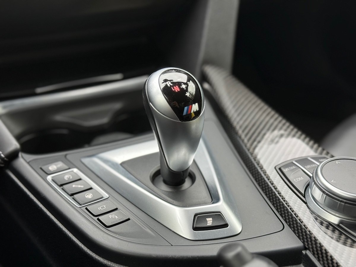 Used 2020 BMW M4 Convertible w/ Competition Package RWD image 36