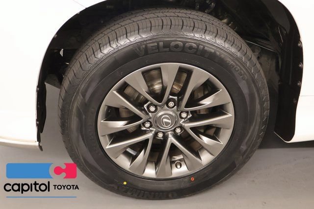 Used 2019 Lexus GX 460 Premium AWD/4WD image 7