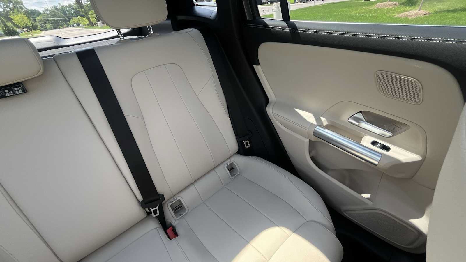New 2026 Mercedes-Benz GLA 250 4MATIC image 35