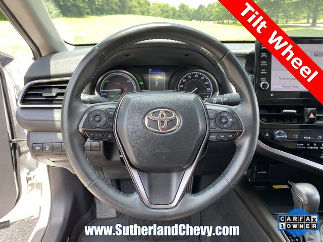 Used 2024 Toyota Camry SE image 18