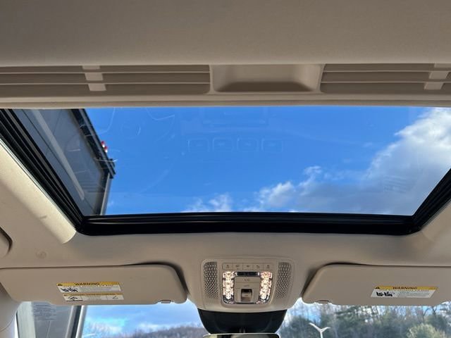 Certified 2025 Mercedes-Benz GLE 350 4MATIC image 15