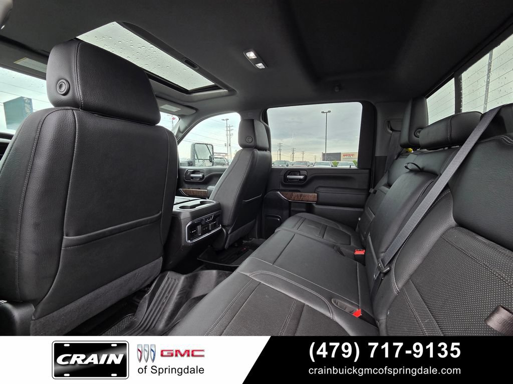 Used 2021 GMC Sierra 2500 Denali w/ Denali Black Diamond Edition AWD/4WD image 26