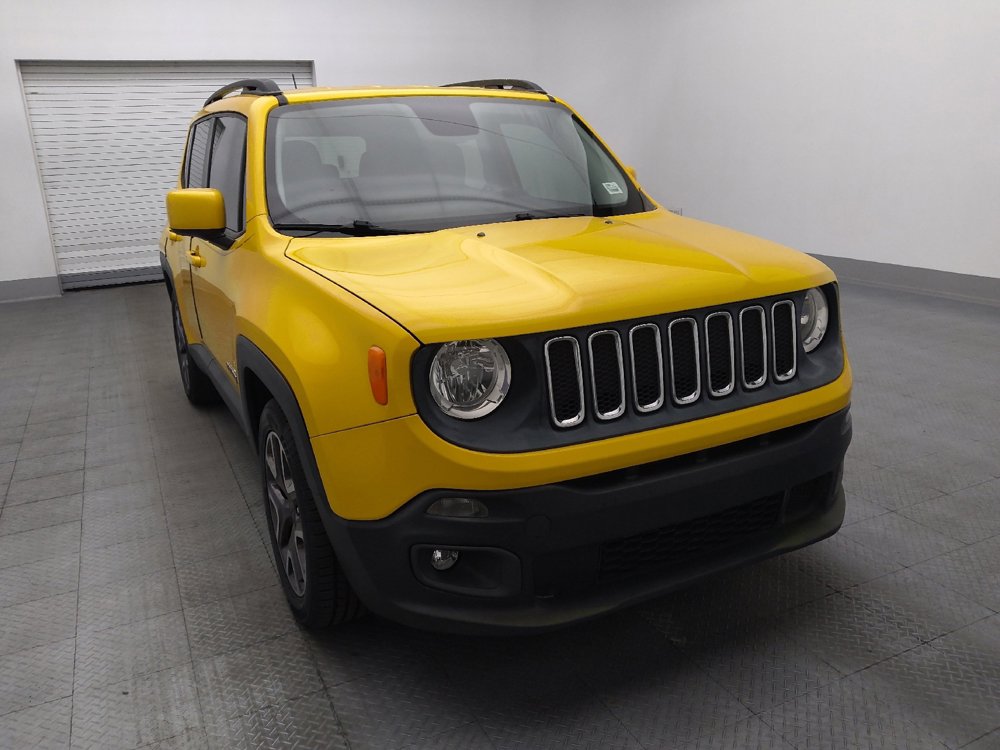 Used 2016 Jeep Renegade Latitude FWD image 14