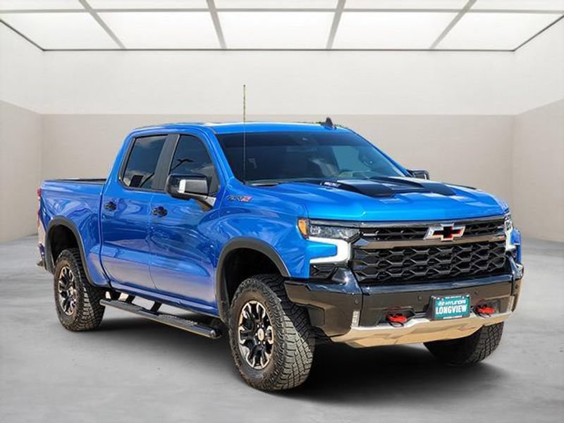 Used 2025 Chevrolet Silverado 1500 ZR2 AWD/4WD image 1