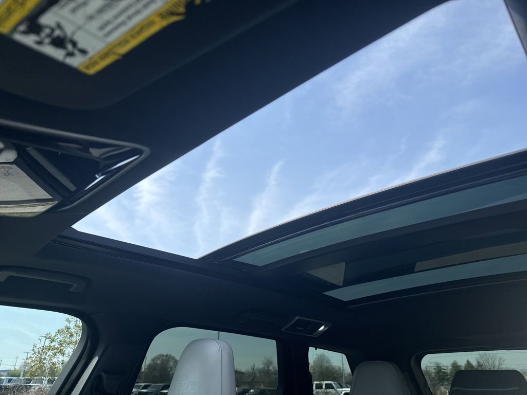 Used 2020 Land Rover Range Rover Sport SVR image 9