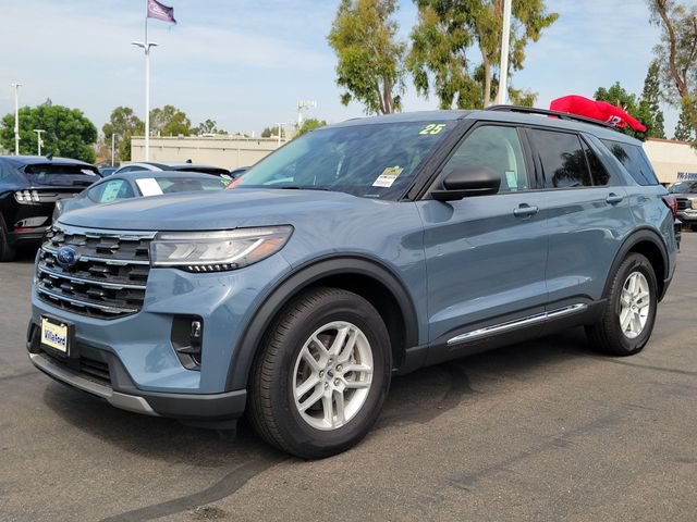 Used 2025 Ford Explorer Active w/ Active Comfort Package RWD image 28