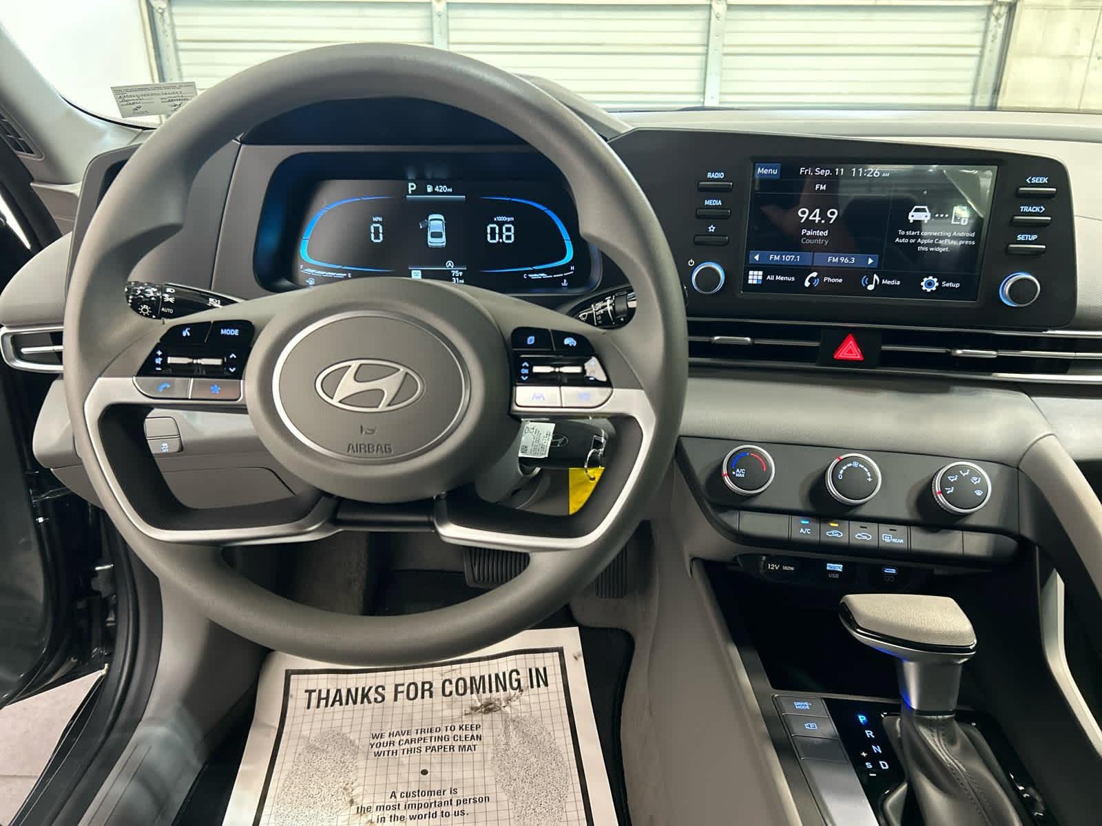 New 2026 Hyundai Elantra SE FWD image 8