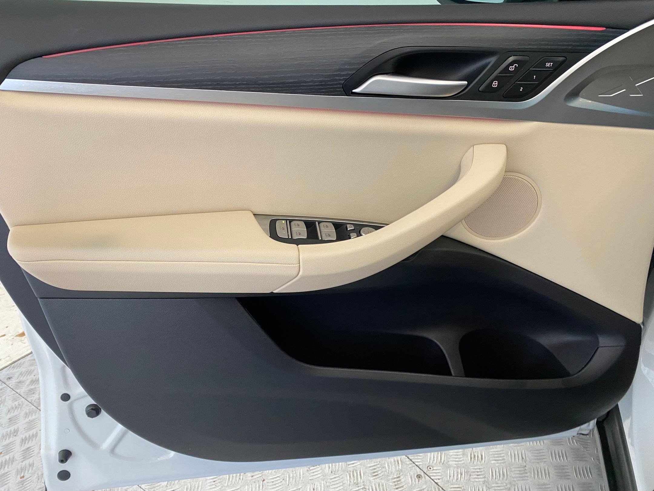 Certified 2024 BMW X3 xDrive30i w/ Convenience Package image 11