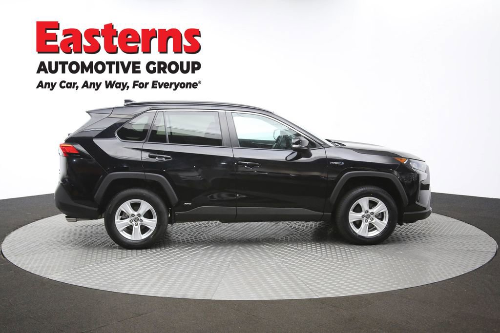 Used 2021 Toyota RAV4 LE image 43