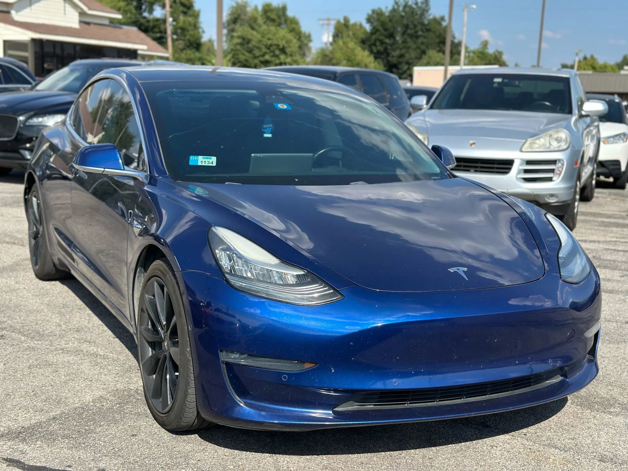Used 2019 Tesla Model 3 Standard Range Plus image 4