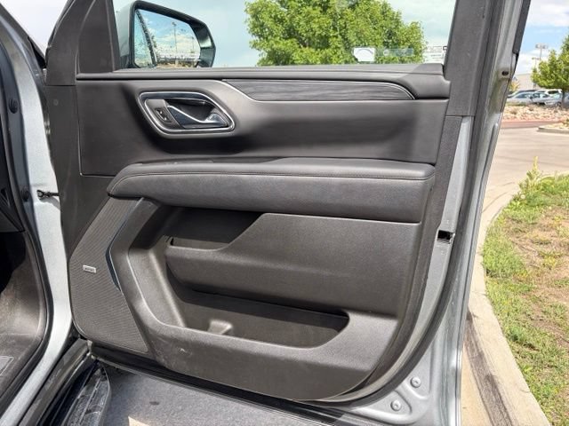Used 2023 GMC Yukon XL SLT w/ SLT Luxury Package AWD/4WD image 24
