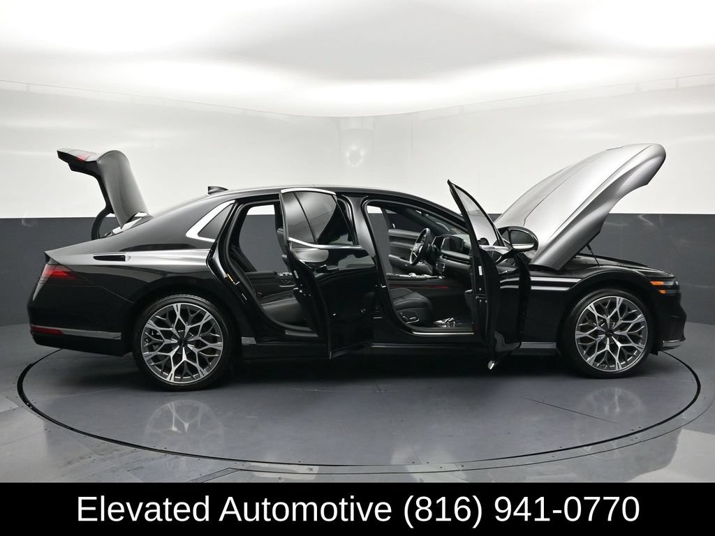 Used 2024 Genesis G90 3.5T AWD/4WD image 37