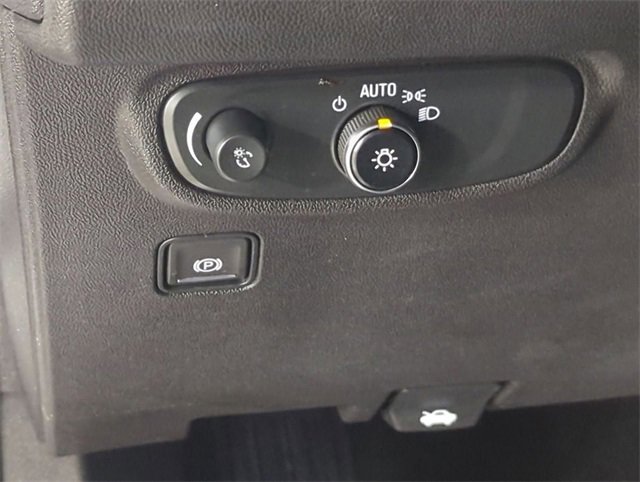 Certified 2024 GMC Terrain SLE image 17